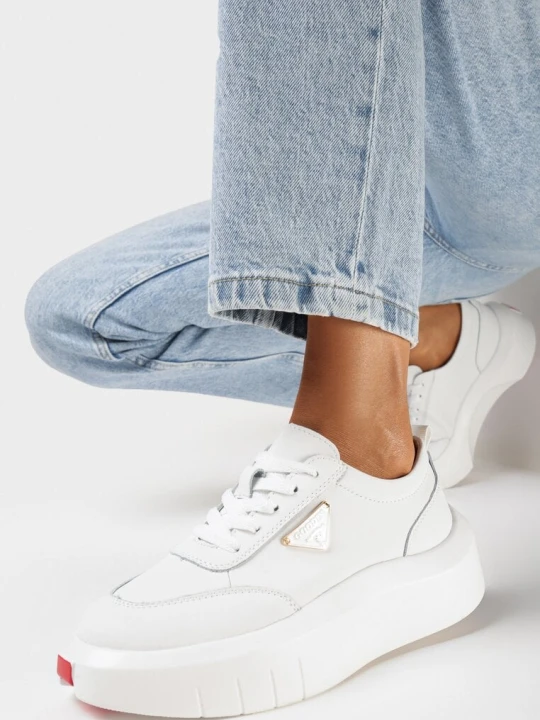 Zdjęcie produktu Białe Sneakersy ze Skóry Naturalnej na Platformie Rilafi