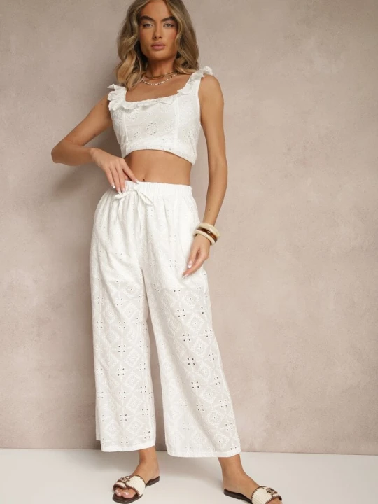 Zdjęcie produktu Białe Spodnie High Waist z Bawełnianej Tkaniny Zdobionej Haftem Mevirona Defox