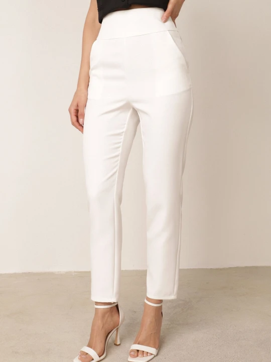 Zdjęcie produktu Białe Spodnie Regular Boura New Collection