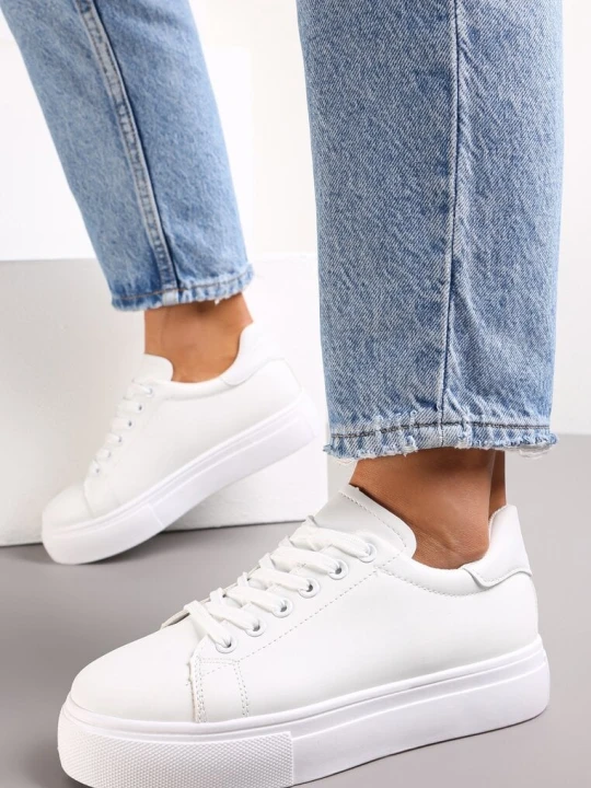 Zdjęcie produktu Białe Sznurowane Sneakersy z Cholewką przed Kostkę Narelina