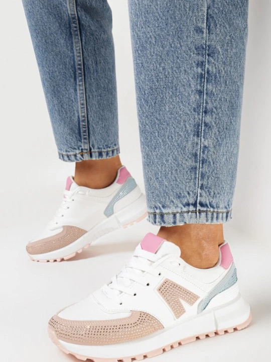 Zdjęcie produktu Biało-Beżowe Sneakersy na Płaskiej Podeszwie z Wycięciami i Cyrkoniami Leporia