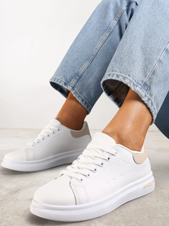 Zdjęcie produktu Biało-Beżowe Wiązane Sneakersy na Płaskiej Podeszwie z Modną Wstawką Zanelih