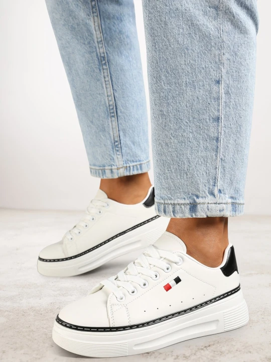 Zdjęcie produktu Biało-Czarne Sneakersy na Grubej Podeszwie z Przeszyciami Zanas