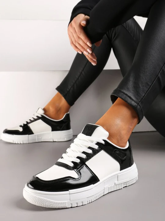 Zdjęcie produktu Biało-Czarne Sneakersy na Niskiej Platformie z Brokatem Nuera