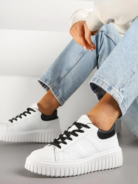 Zdjęcie produktu Biało-Czarne Sneakersy na Platformie Ozdobionej Tłoczonej Zdivona Renda