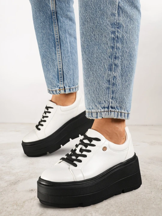Zdjęcie produktu Biało-Czarne Sneakersy Vices na Platformie Miriri