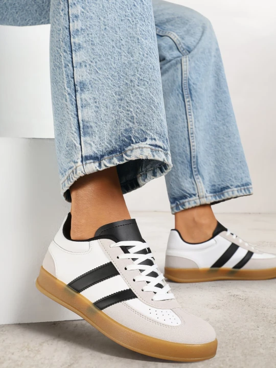 Zdjęcie produktu Biało-Czarne Sneakersy w Stylu Klasycznych Tenisówek Zdobione Przeszyciami Ivelfia Gowin