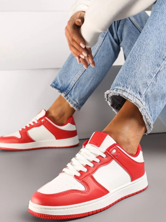 Zdjęcie produktu Biało-Czerwone Sznurowane Sneakersy na Płaskiej Podeszwie Bioriana