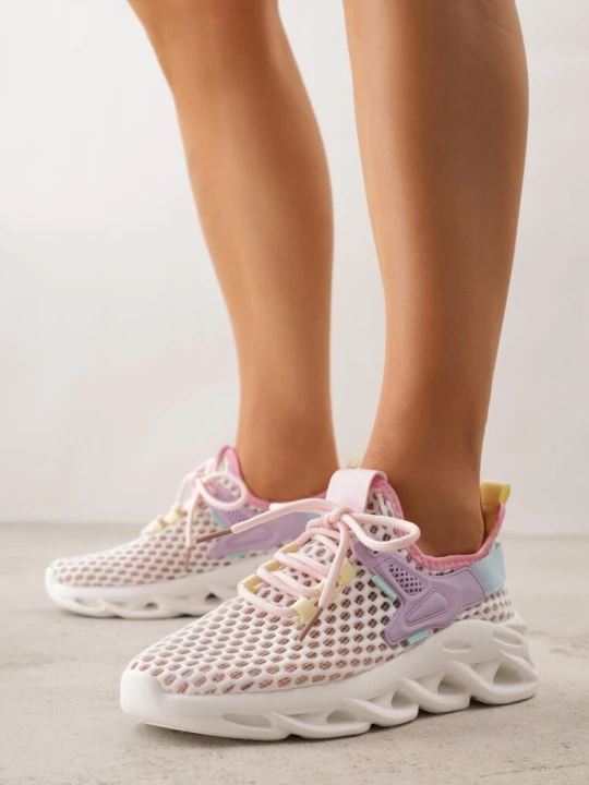 Zdjęcie produktu Biało-Fioletowe Buty Sportowe Sneakersy na Platformie Ozdobionej Tłoczeniem Teliriella Joalice Paris