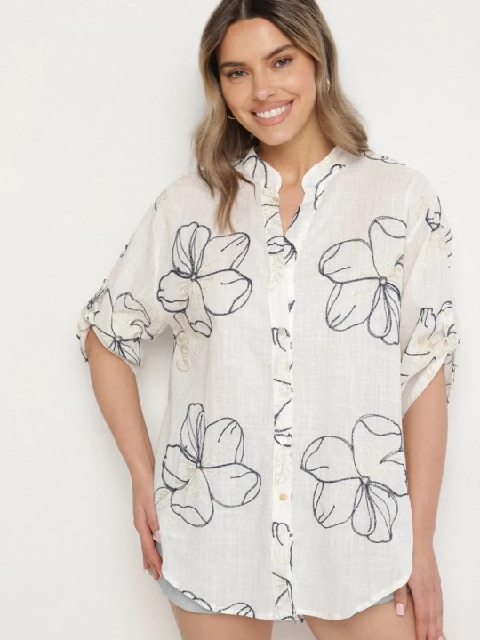 Zdjęcie produktu Biało-Granatowa Koszula o Kroju Oversize z Podpinanymi Rękawami Zdobiona Haftem Folirella Melya By Melody