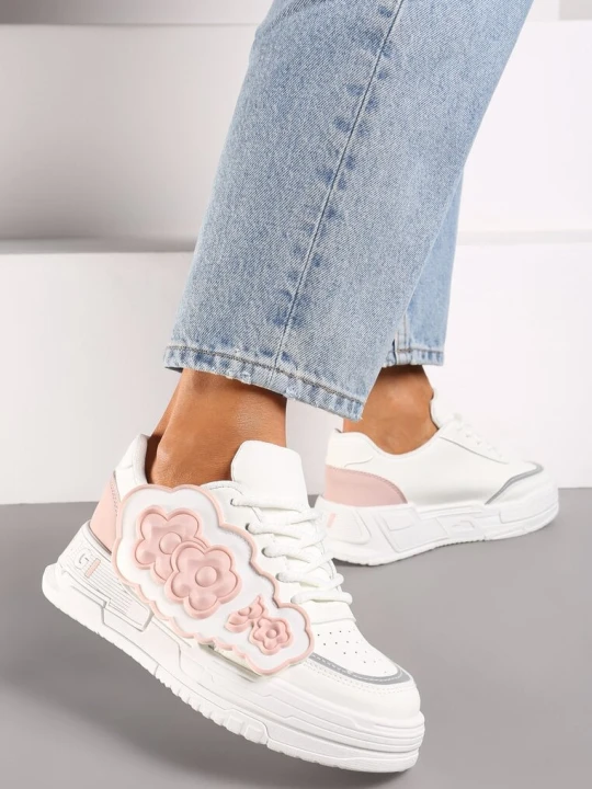 Zdjęcie produktu Biało-Różowe Sneakersy na Grubej Podeszwie z Gumowymi Zdobieniami w Postaci Kwiatów Benalita