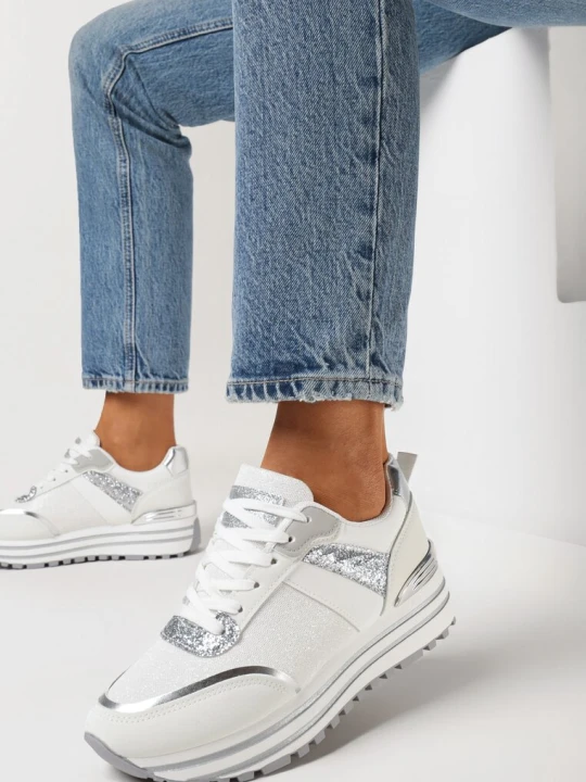 Zdjęcie produktu Biało-Srebrne Sneakersy na Grubej Ozdobnej Podeszwie z Brokatem Tarseli
