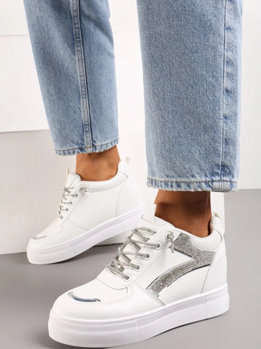 Zdjęcie produktu Biało-Srebrne Sneakersy na Ukrytym Koturnie Ozdobione Cyrkoniami Maatisa
