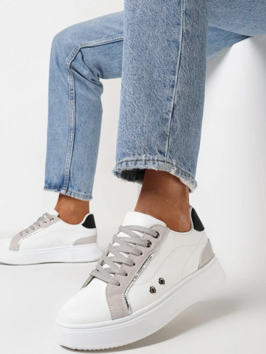 Zdjęcie produktu Biało-Szare Sneakersy przed Kostkę na Grubej Podeszwie z Metalicznymi Wstawkami Aglimria