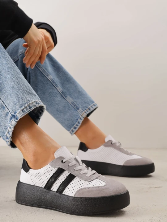 Zdjęcie produktu Biało-Szare Sneakersy ze Skóry Naturalnej na Platformie z Perforacją i Paskami Urevla Goodin