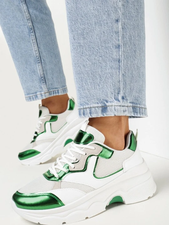 Zdjęcie produktu Biało-Zielone Sneakersy na Grubej Podeszwie z Lakierowanymi Wstawkami Fryda