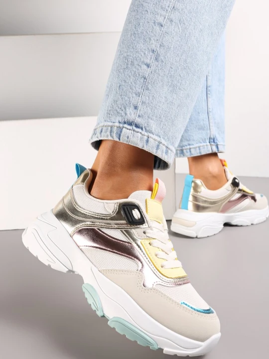 Zdjęcie produktu Biało-Złote Sneakersy z Metalicznymi Wstawkami na Grubej Podeszwie Tahara
