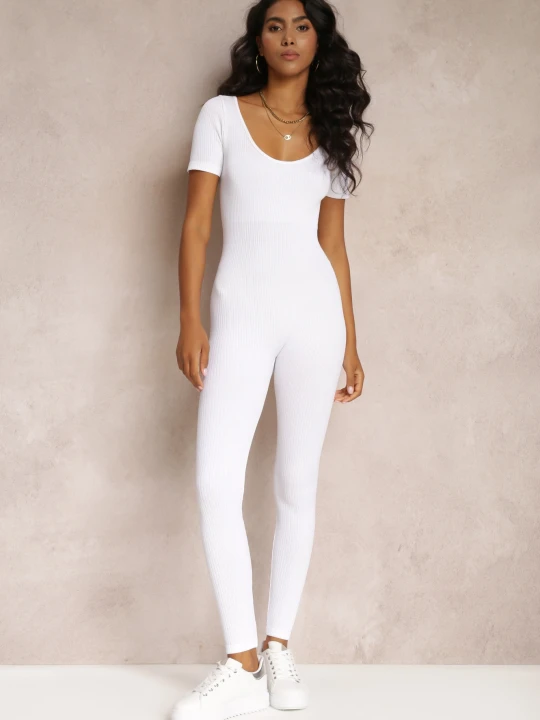 Zdjęcie produktu Biały Prążkowany Kombinezon Bodycon z Długimi Nogawkami i Krótkimi Rękawami Vittone Soy&co