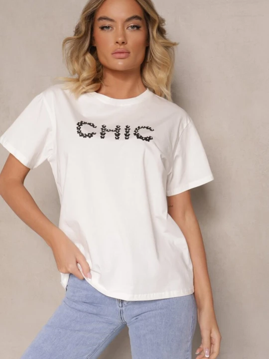 Zdjęcie produktu Biały T-shirt z Bawełny Ozdobiony Perełkami i Napisem Naloreth Defox