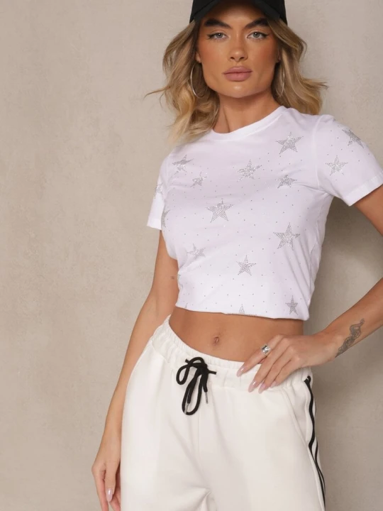 Zdjęcie produktu Biały T-shirt z Bawełny Zdobiony Gwiazdkami z Cyrkonii Tenenisa Glo-story