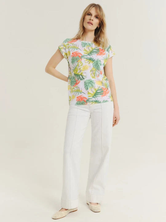 Zdjęcie produktu Biały top z kolorowym wzorem tropic Greenpoint