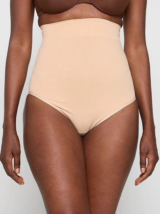 Zdjęcie produktu Bielizna korygująca Hunkemöller beżowy