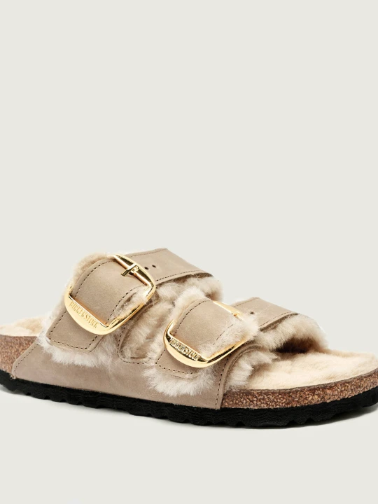 Zdjęcie produktu Birkenstock Skórzane klapki Arizona BB Shearling | narrow fit beżowy