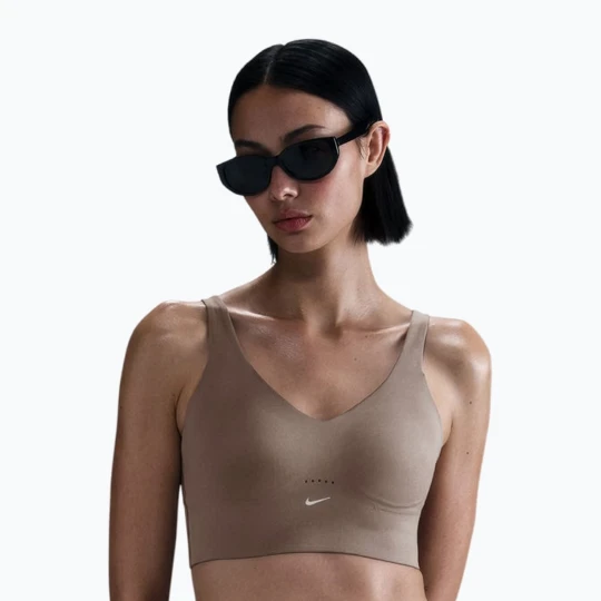 Zdjęcie produktu Biustonosz treningowy Nike Alate Medium Support Longline mink brown / white
