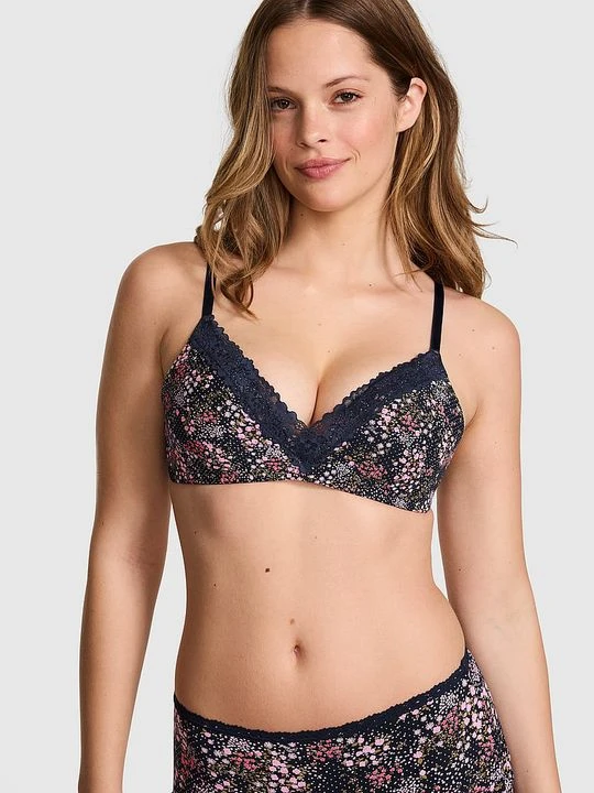 Zdjęcie produktu Biustonosz Wear Everywhere push-up bez fiszbin Victoria's Secret