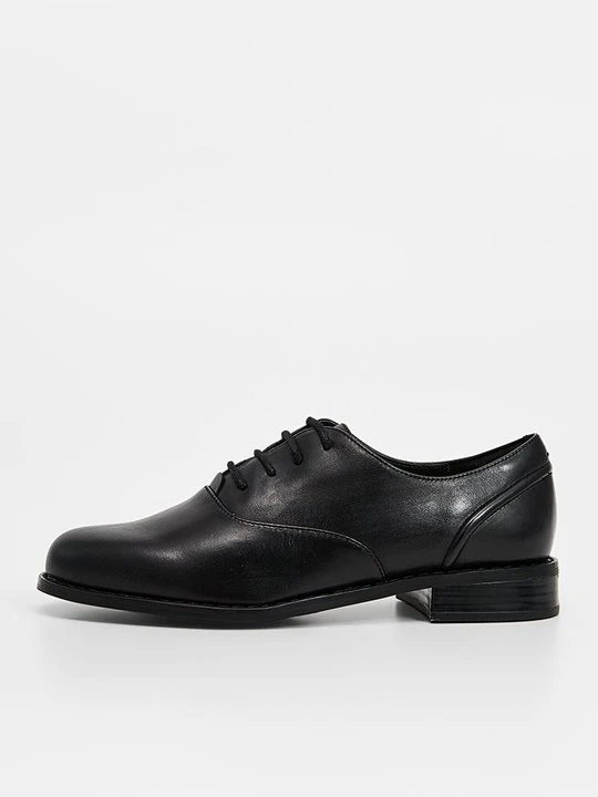 Zdjęcie produktu Biznesowe buty sznurowane Clarks czarny