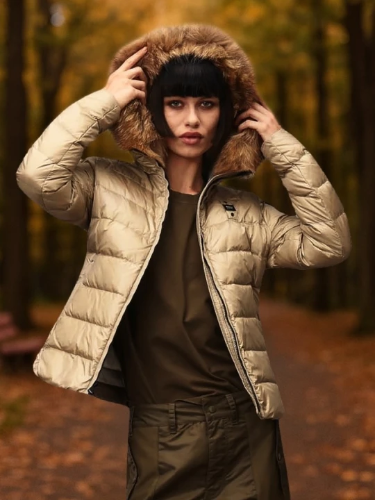 Zdjęcie produktu BLAUER Beżowa kurtka damska Arcadia Short Jackets, Rozmiar S Blauer Usa