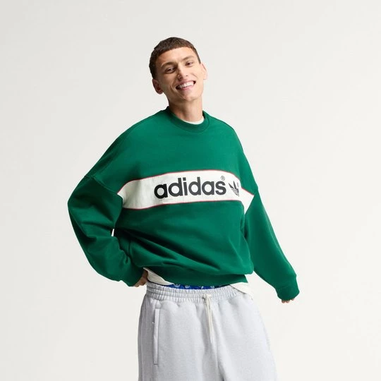 Zdjęcie produktu Bluza adiSignature NY z zaokrąglonym dekoltem Adidas Dark Green