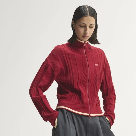 Zdjęcie produktu Bluza dresowa Cable Knit Firebird Adidas Team Victory Red