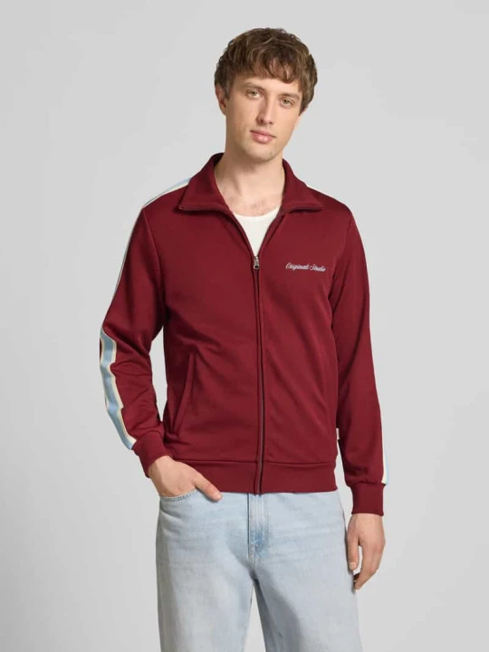 Zdjęcie produktu Bluza dresowa z kołnierzem stojącym model 'COTEDAZUR' Jack&Jones Bordowy