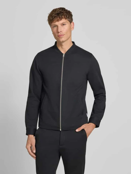 Zdjęcie produktu Bluza dresowa z wysoką stójką, krój regular fit lindbergh Czarny
