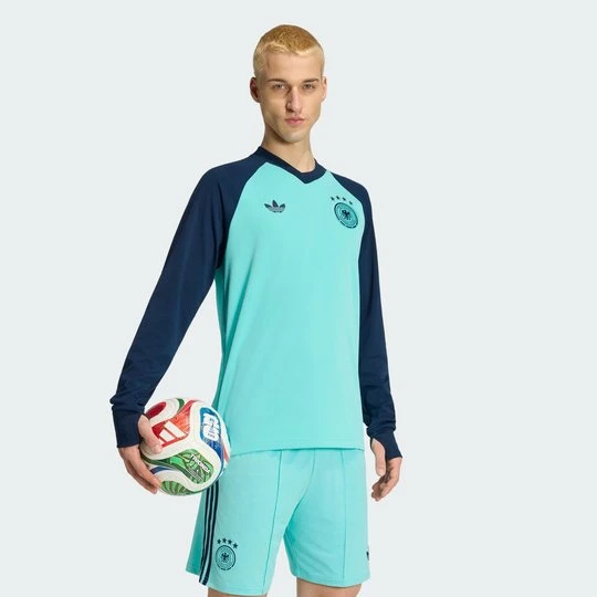 Zdjęcie produktu Bluza Germany 26 Away Pre-Match Warm Adidas Flash Aqua