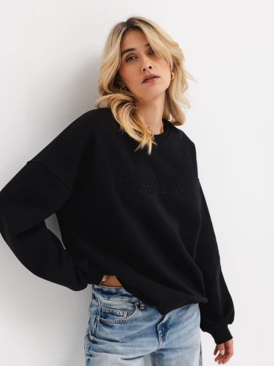 Zdjęcie produktu BLUZA LOLA CZARNA Z HAFTEM L - Flawless