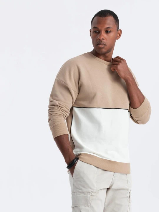 Zdjęcie produktu Bluza męska OVERSIZE z kontrastowym łączeniem kolorów - beżowa V2 Ombre Clothing