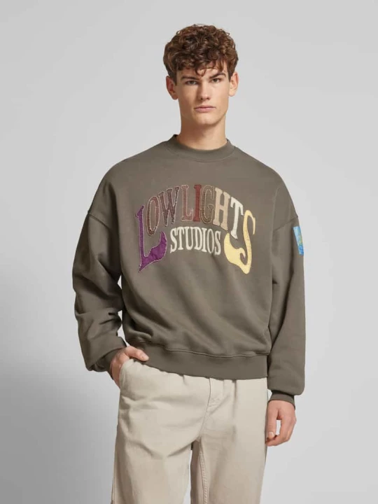 Zdjęcie produktu Bluza o kroju oversized z detalem z logo Low Lights Studios Kamienny