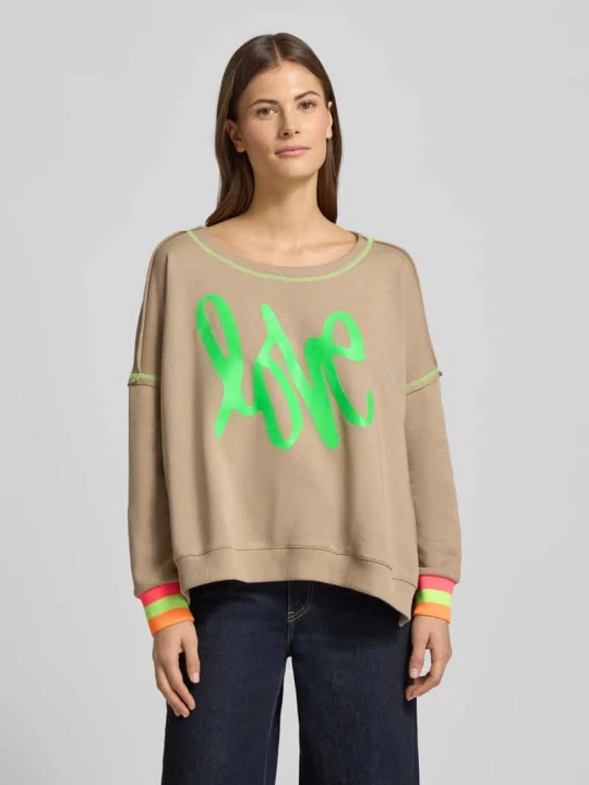 Zdjęcie produktu Bluza o kroju oversized z prążkowanymi wykończeniami Miss Goodlife Piaskowy