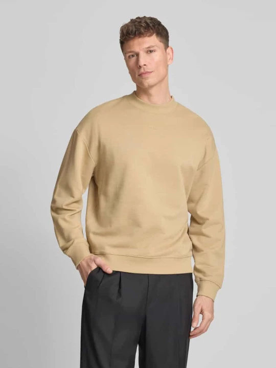 Zdjęcie produktu Bluza o kroju regular fit z czystej bawełny model 'DAPOCREW' Hugo Piaskowy