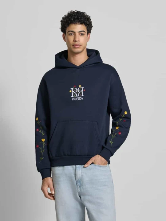 Zdjęcie produktu Bluza z kapturem o kroju regular fit z wyhaftowanym logo REVIEW Granatowy