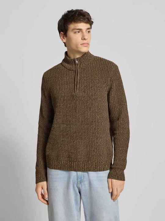 Zdjęcie produktu Bluza o kroju regular fit z kołnierzem i krótkim zamkiem błyskawicznym model ‘JOIN’ Only & Sons Średniobrązowy