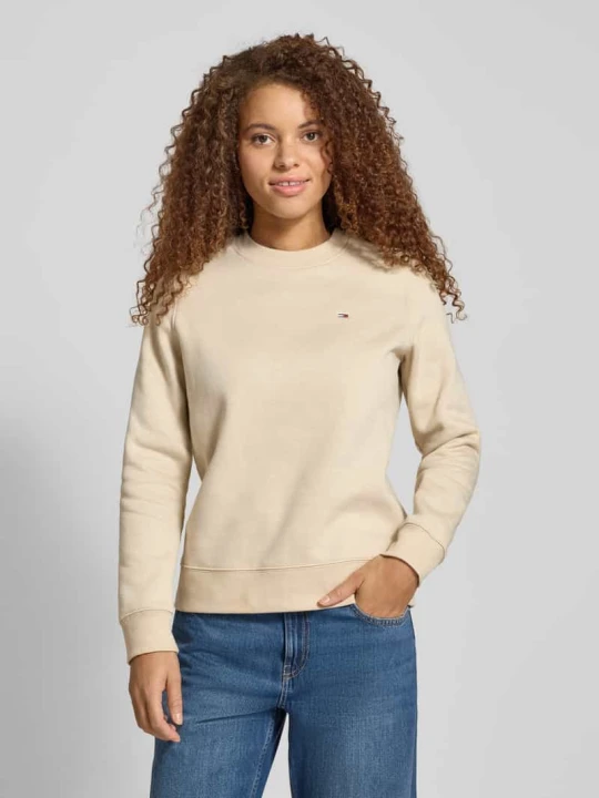 Zdjęcie produktu Bluza o kroju regular fit z mieszanki bawełny Tommy Jeans Piaskowy