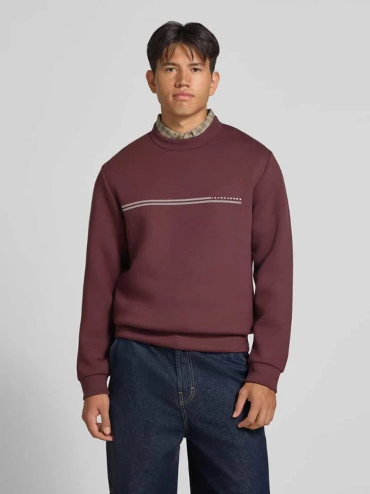Zdjęcie produktu Bluza o kroju relaxed fit z dodatkiem wiskozy model 'Fusion' Jack&Jones Bordowy