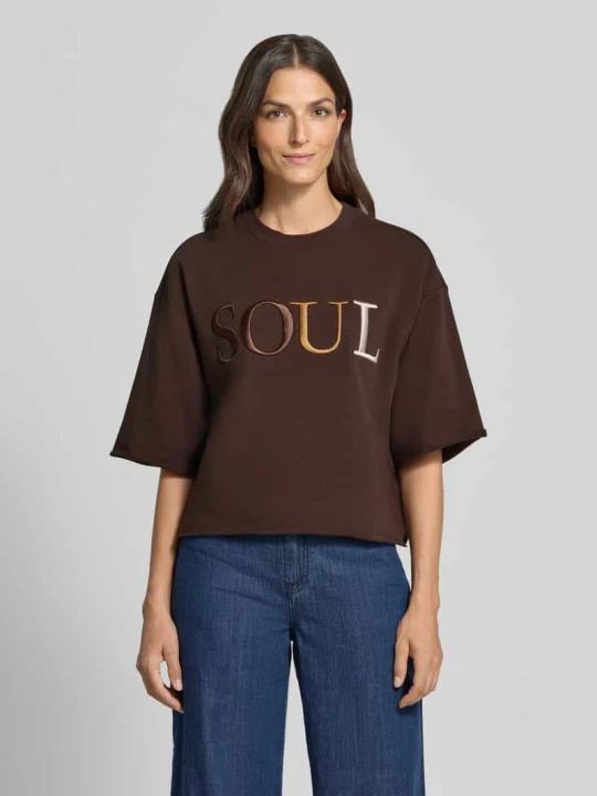 Zdjęcie produktu Bluza o krótkim kroju o kroju boxy fit z wyhaftowanym logo Smith & Soul Ciemnobrązowy