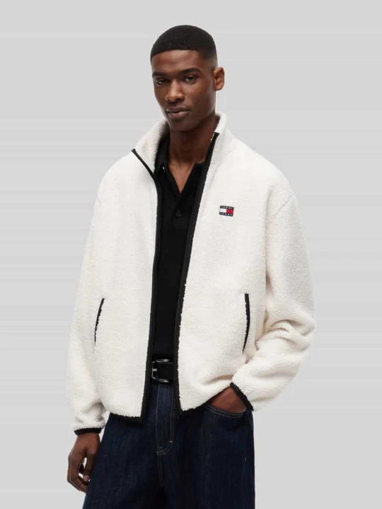 Zdjęcie produktu Bluza polarowa o regularnym kroju z wyszywanym logo Tommy Jeans Złamany biały