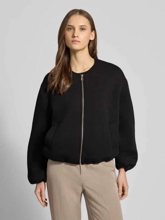 Zdjęcie produktu Bluza dresowa o kroju regular fit z domieszką wiskozy model 'ELLIE' Only Czarny