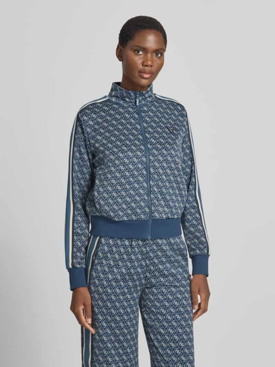 Zdjęcie produktu bluza rozpinana o kroju regular fit z nadrukiem z logo na całej powierzchni Guess Granatowy