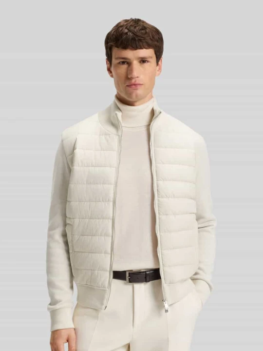 Zdjęcie produktu Bluza rozpinana o kroju regular fit z pikowanym przodem model ‘HERNESTO’ Boss Złamany biały